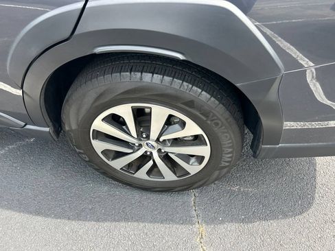 Certified 2025 Subaru Outback Premium AWD/4WD image 13
