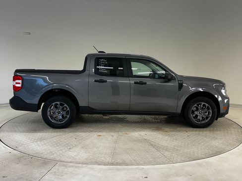 Used 2025 Ford Maverick XLT w/ Equipment Group 302A image 7