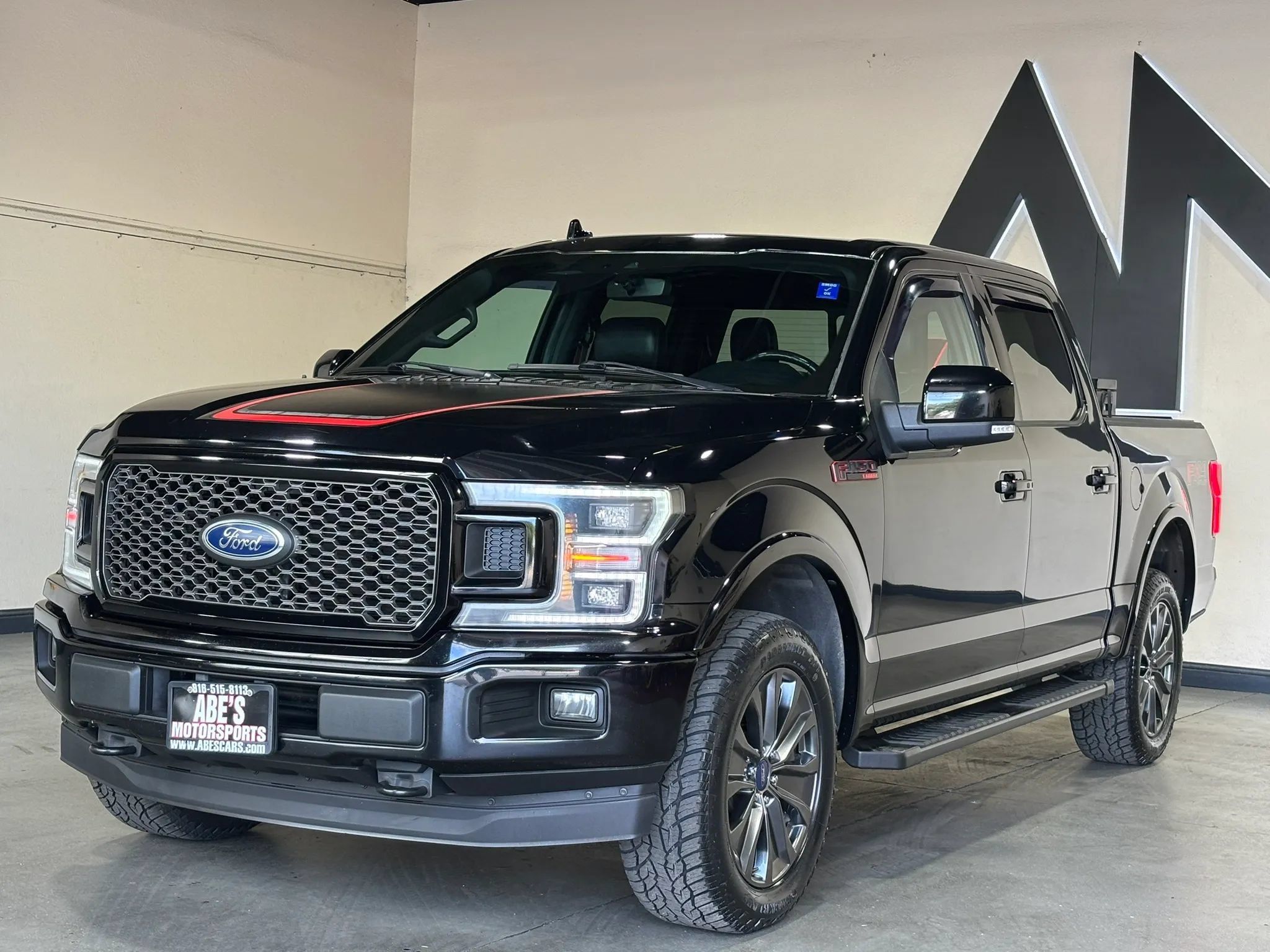 Used 2018 Ford F150 Lariat w/ Equipment Group 502A Luxury AWD/4WD image 1