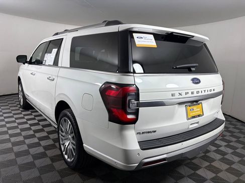 Certified 2024 Ford Expedition Max Platinum image 5