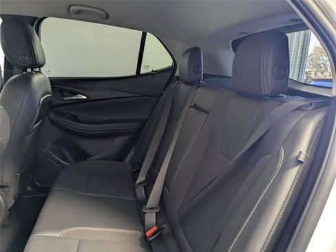 Used 2020 Buick Encore GX Select image 25