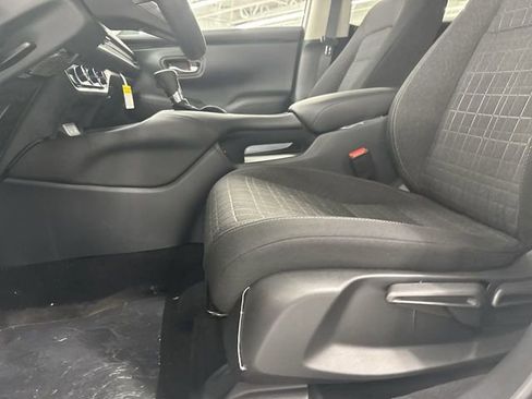 New 2026 Honda HR-V LX image 20