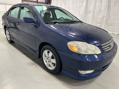 Used 2004 Toyota Corolla CE image 1