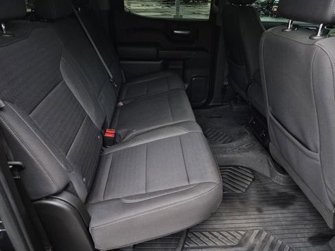 Used 2023 Chevrolet Silverado 1500 Custom image 14