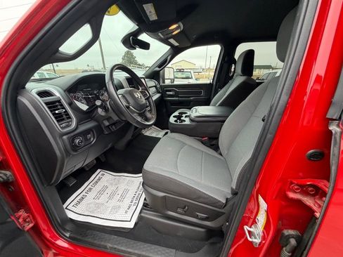 Used 2024 RAM 2500 Big Horn w/ Bed Utility Group image 13