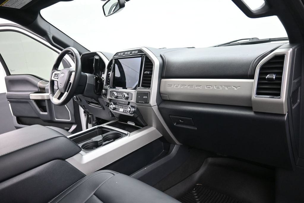 Used 2022 Ford F250 Lariat w/ Lariat Ultimate Package AWD/4WD image 14
