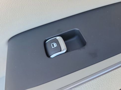 New 2026 Kia Sorento S w/ S Panoramic Sunroof Package image 14