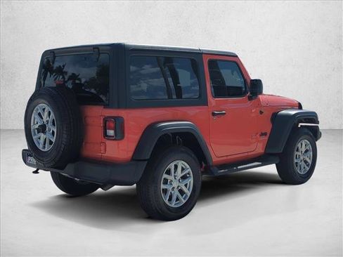 Used 2023 Jeep Wrangler Sport AWD/4WD image 5