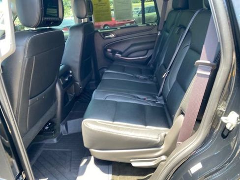 Used 2017 GMC Yukon SLE w/ SLE Value Package AWD/4WD image 12