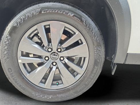 Certified 2026 Nissan Pathfinder SV AWD/4WD image 50
