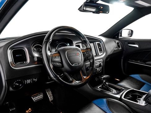 Used 2020 Dodge Charger R/T w/ Navigation & Travel Group image 2