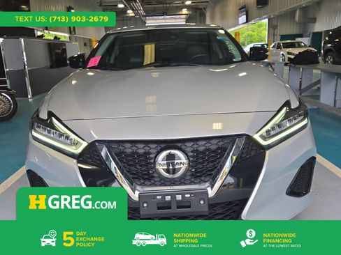 Used 2022 Nissan Maxima SV w/ Floor Mat Group FWD image 1