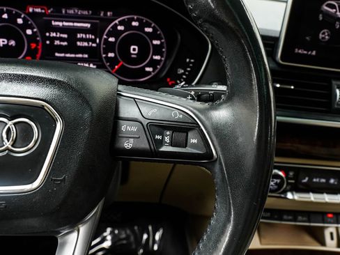 Used 2019 Audi Q5 2.0T Premium Plus w/ Premium Plus Package image 34