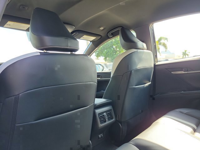 Used 2025 Toyota Camry SE FWD image 15
