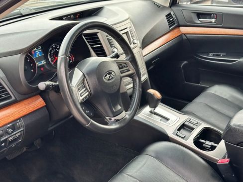 Used 2013 Subaru Outback 2.5i Limited image 10