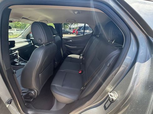Used 2025 Buick Encore GX Preferred FWD image 24