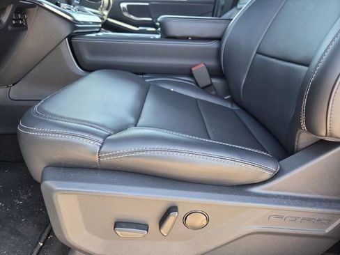 New 2025 Ford Expedition Platinum w/ Stealth Performance Package image 12