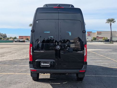 New 2025 Mercedes-Benz Sprinter 2500 image 3