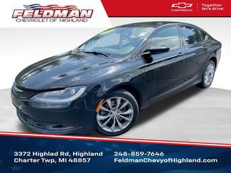 Used 2016 Chrysler 200 S AWD/4WD video 1