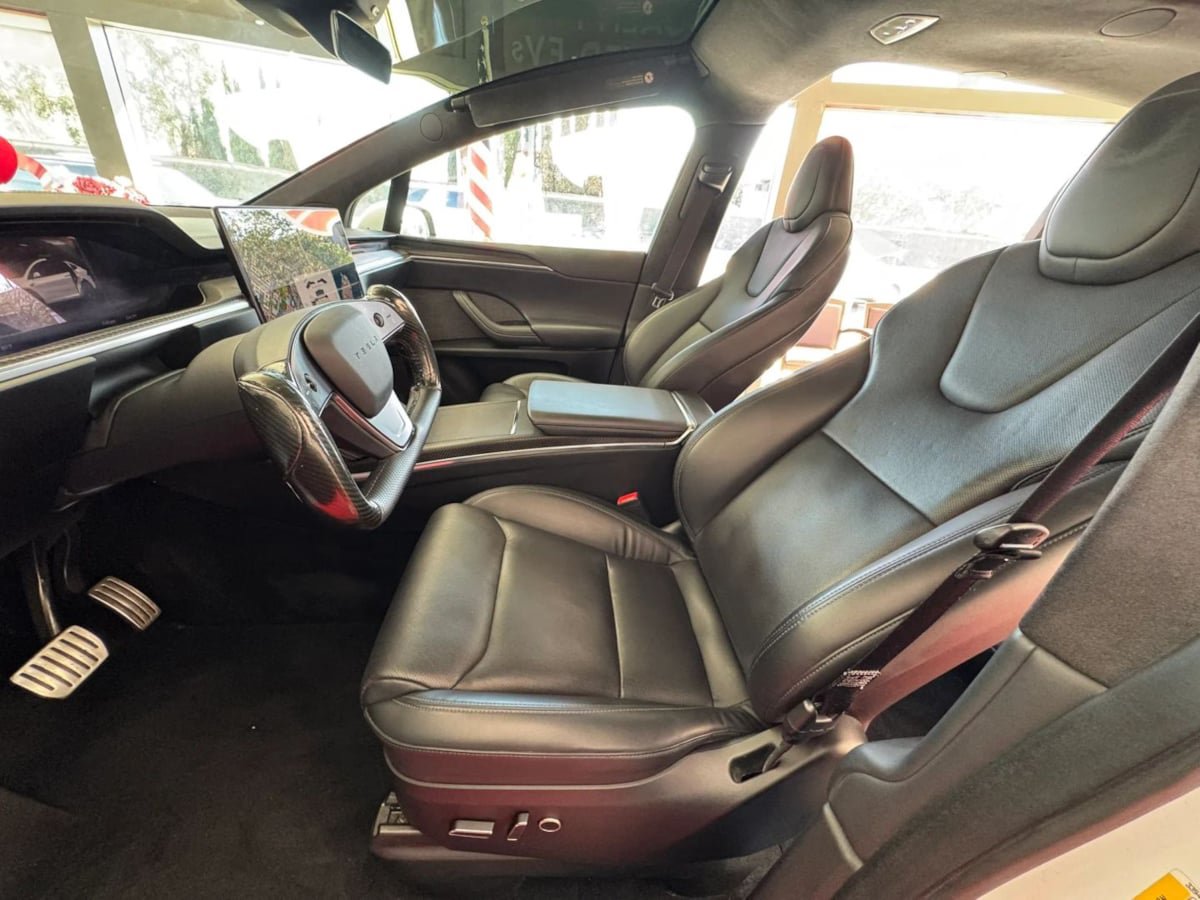 Used 2022 Tesla Model X AWD/4WD image 35