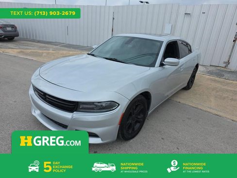 Used 2019 Dodge Charger SXT RWD image 1