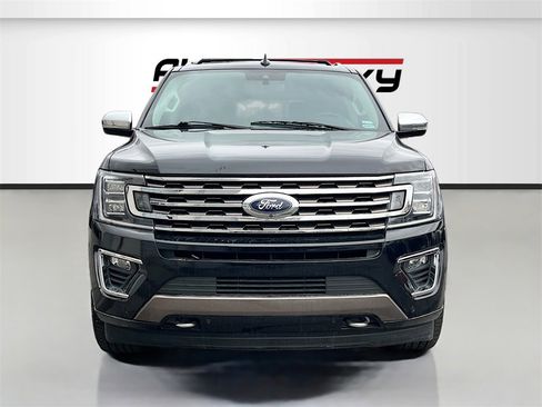 Used 2021 Ford Expedition Platinum image 2