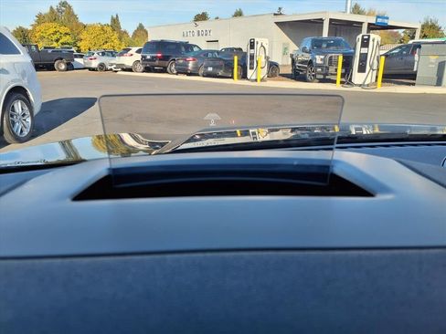 Certified 2022 Ford Escape Titanium w/ Titanium Elite Package image 20