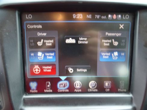 Used 2016 Chrysler 200 C w/ Premium Group FWD image 23