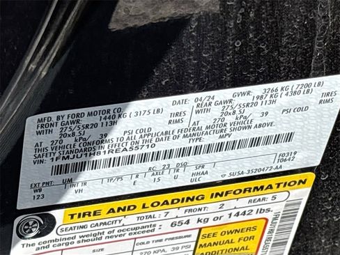 Used 2024 Ford Expedition XLT image 33