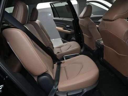 New 2026 Toyota Grand Highlander AWD image 16
