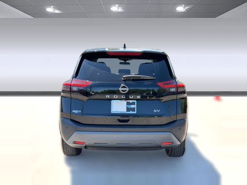 Used 2023 Nissan Rogue SV FWD image 10