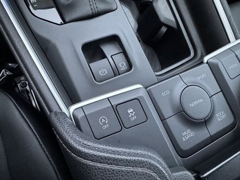 Certified 2025 Toyota Grand Highlander XLE image 19