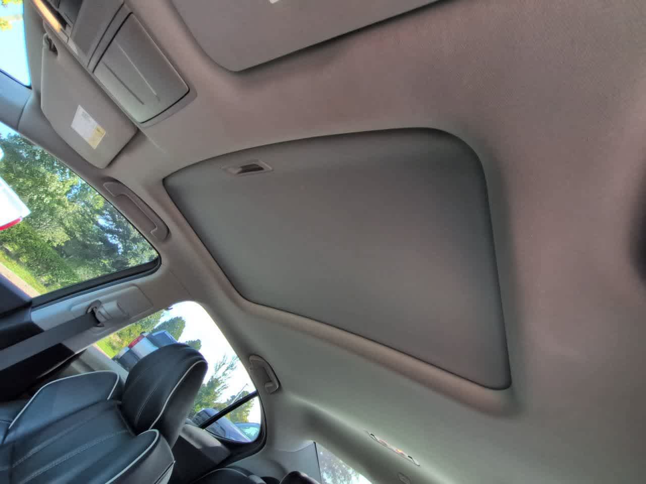 Used 2019 Acura TLX w/ Technology Package FWD image 19