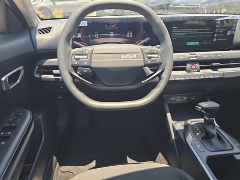 New 2026 Kia K4 FWD image 13