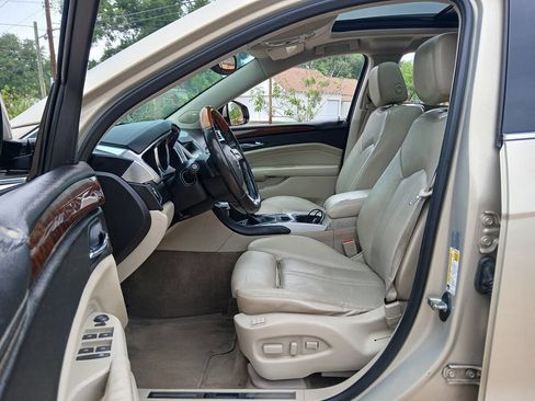 Used 2010 Cadillac SRX Luxury FWD image 5