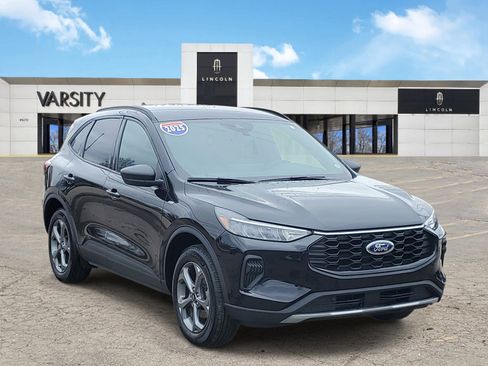 Used 2025 Ford Escape ST-Line w/ Tech Pack #1 AWD/4WD image 1
