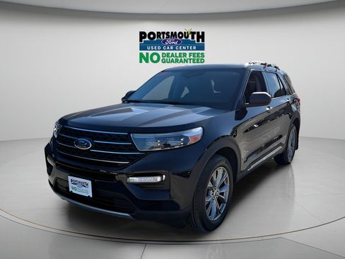 Used 2022 Ford Explorer XLT w/ Equipment Group 202A AWD/4WD image 16