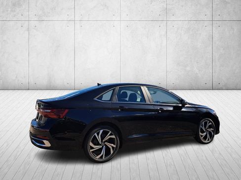 New 2026 Volkswagen Jetta SEL image 5