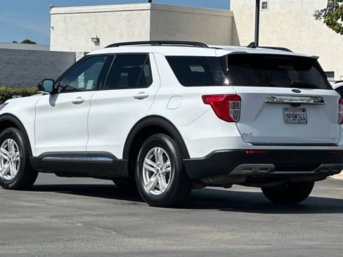 Used 2023 Ford Explorer XLT w/ Equipment Group 202A image 6