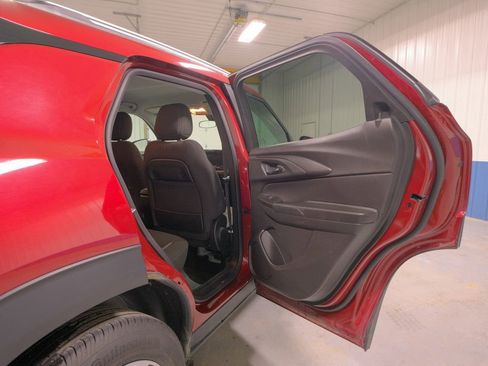 Used 2025 Chevrolet TrailBlazer LT image 19