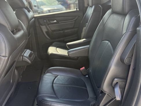 Used 2015 GMC Acadia SLT image 10