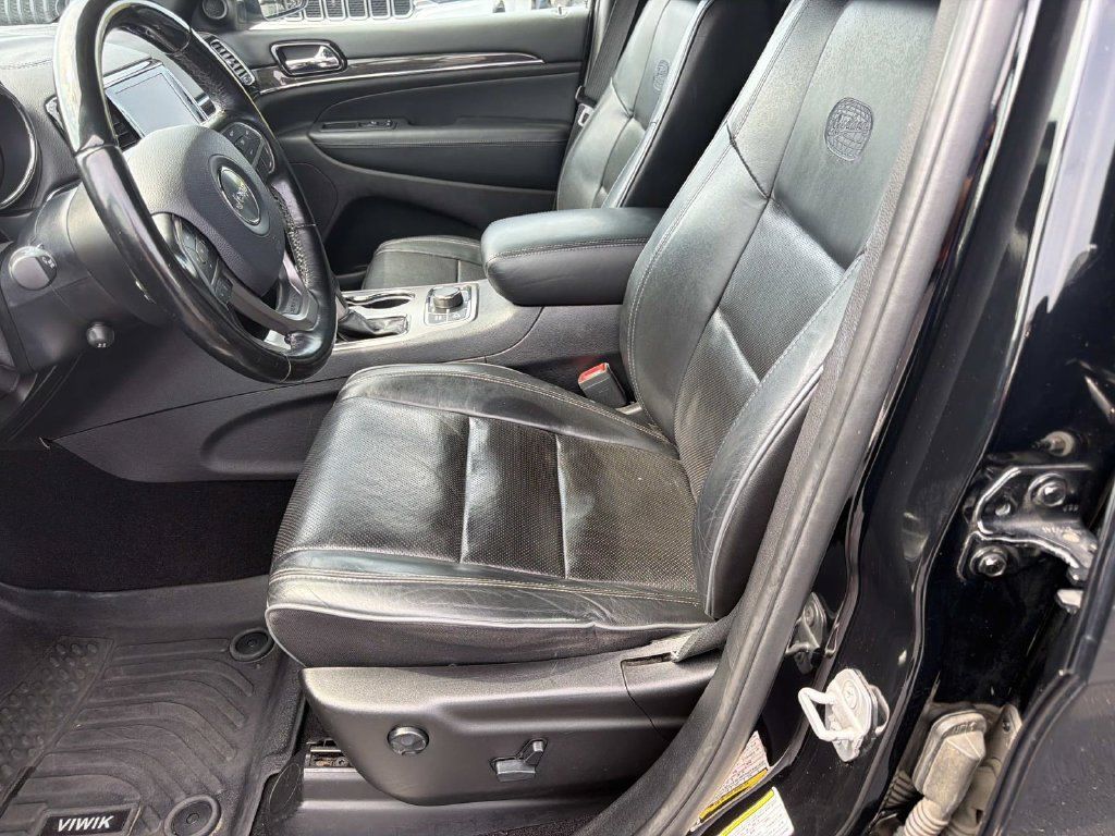 Used 2020 Jeep Grand Cherokee Overland AWD/4WD image 20