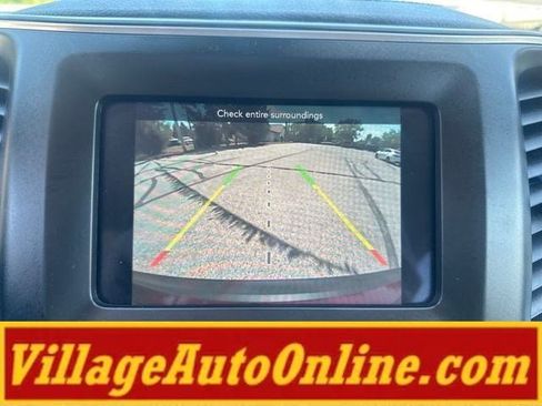Used 2018 Jeep Compass Latitude w/ Popular Equipment Group AWD/4WD image 18