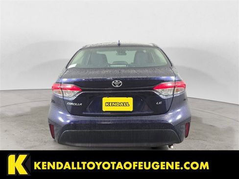 Used 2023 Toyota Corolla LE image 4