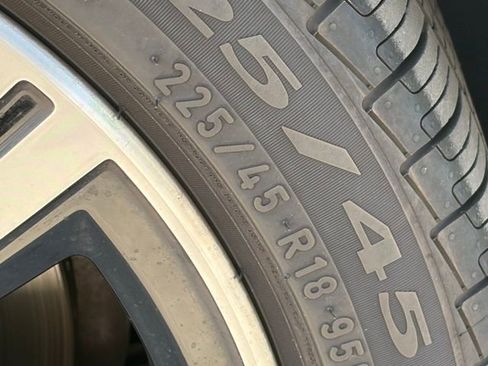 Used 2025 BMW 330i xDrive Sedan image 8