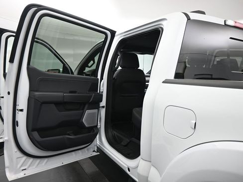 New 2025 Ford F150 Lariat w/ Equipment Group 502A High image 22