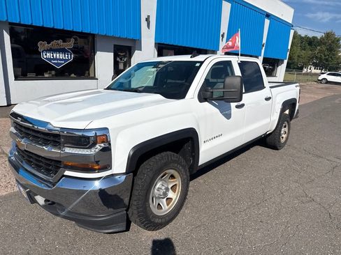 Used 2017 Chevrolet Silverado 1500 W/T w/ WT Convenience Package AWD/4WD image 2
