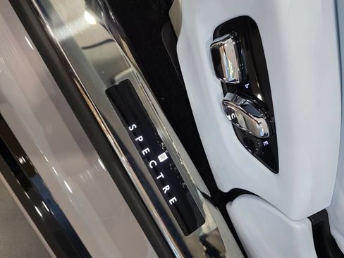 Used 2024 Rolls-Royce Spectre w/ Spectre Launch Package AWD/4WD image 21
