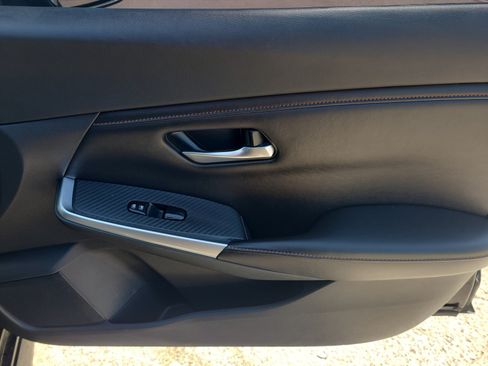 Used 2021 Nissan Sentra SR FWD image 31