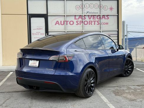 Used 2022 Tesla Model Y Performance AWD/4WD image 7